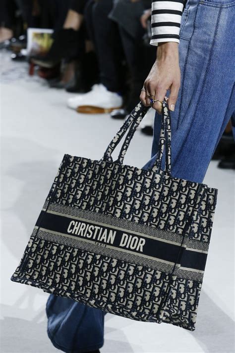 dior beuteltasche|dior tasche shopper.